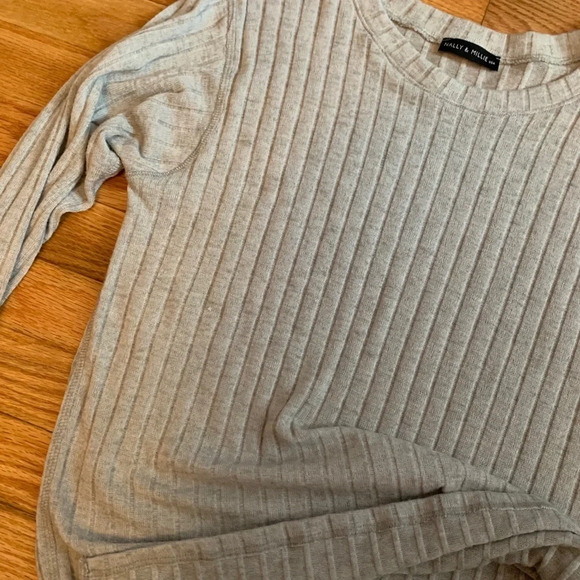 Nally & Millie Ribbed long sleeve - Picture 6 of 6